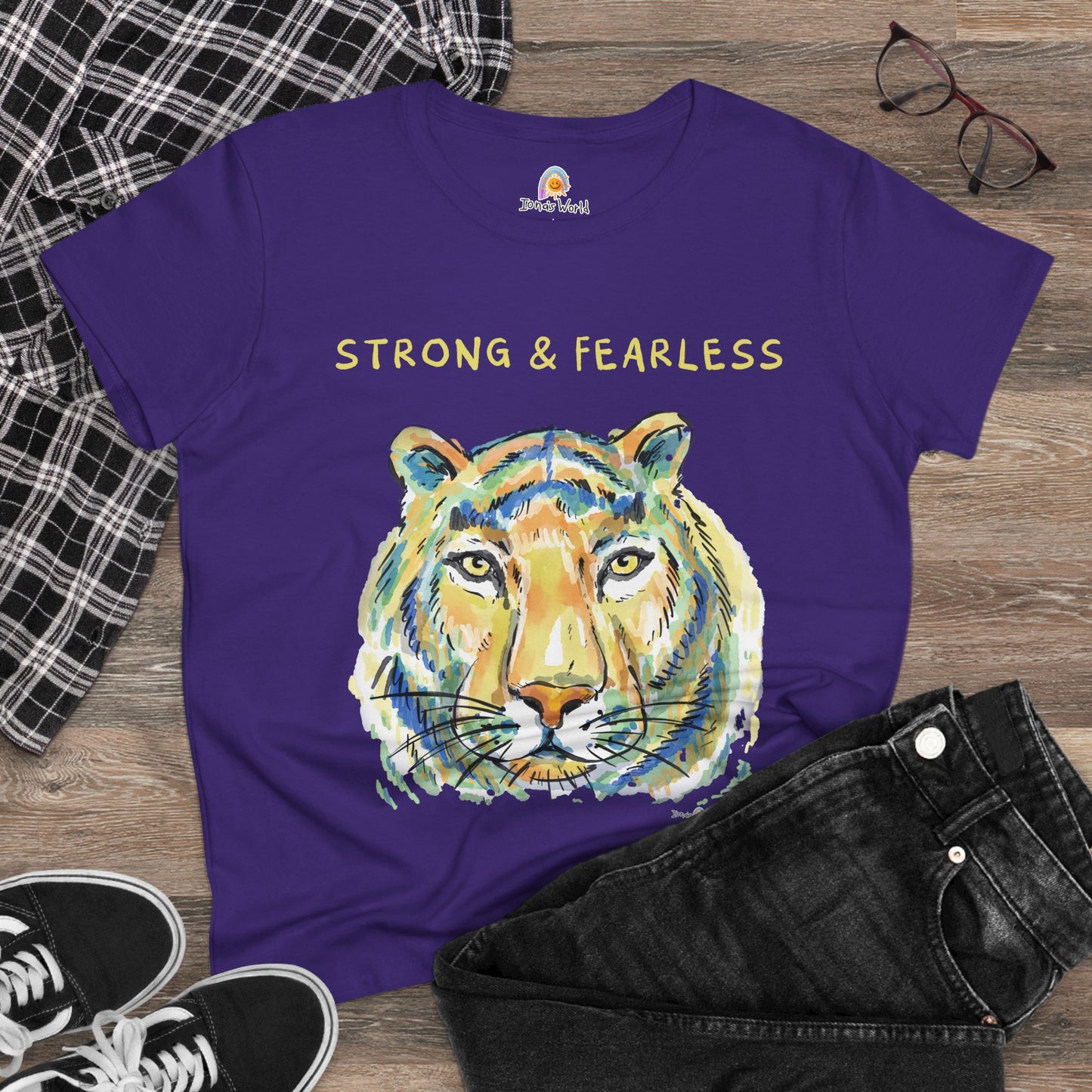 STRONG & FEARLESS - WOMEN'S SHIRT