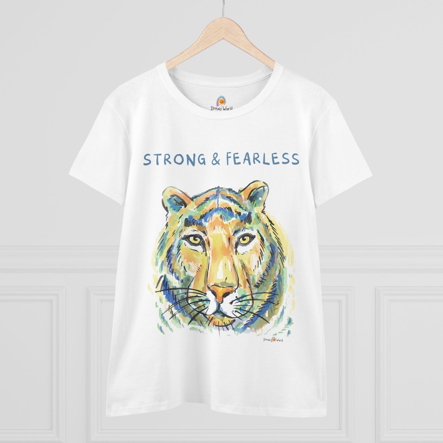 STRONG & FEARLESS - WOMEN'S SHIRT